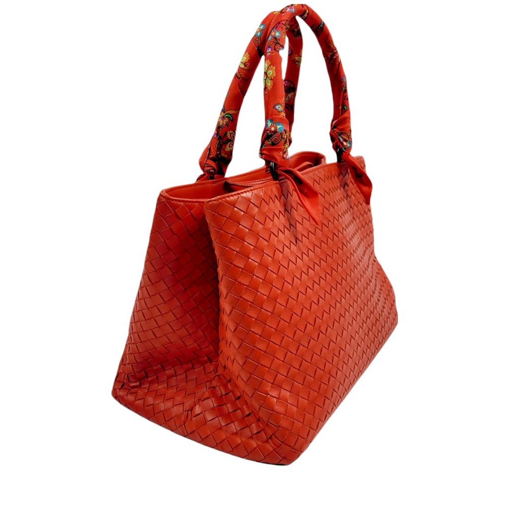 Bottega Veneta Red Intrecciato Woven Leather Tote Bag - Picture 2 of 11